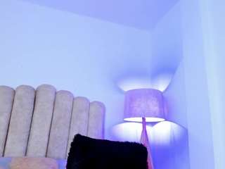 yensy-hott live cam preview