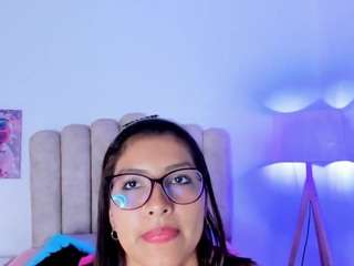 yensy-hott