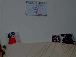 ZeinMiracles live webcam show