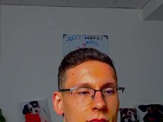 ZeinMiracles live webcam show