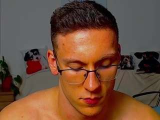 ZeinMiracles live webcam show