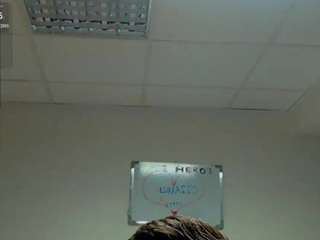ZeinMiracles live cam preview