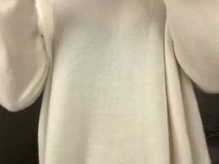 le modèle beaperia est en webcam porno dans un show sur le site camsoda, il possède les tags suivants: ahegao,pussy,genital piercings,horny,lingerie,naked,natural,nature,no drinking,normal,sexy,flashing,shaved pussy,skinny,smoking,spanking,strip,striptease,tattoos,tease