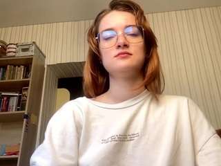 carlinebyler live webcam show