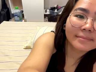 le modèle clarinefranzoni est en webcam porno dans un show sur le site camsoda, il possède les tags suivants: ahegao,sexy,anal,natural,no drinking,no smoking,orgasm,pov,public,sex toys,skinny,handjob,squirter,strip,striptease,tease,teen 18,twerk,wet,young adult