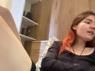 le modèle glaydsdibiasi est en webcam porno dans un show sur le site camsoda, il possède les tags suivants: amateur,sexy,natural,nature,no drinking,no smoking,public,pussy,shaved pussy,lush,skinny,spank,squirter,strip,tattoos,tease,teen 18,naked,lingerie,anal toys