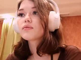 le modèle lyndsaydazzi est en webcam porno dans un show sur le site camsoda, il possède les tags suivants: anal,sensual,ass,naughty,nipples,no drinking,normal,oil,orgasm,shaved pussy,moaning,snapchat,spank,strip,tattoos,teen 18,thick,young adult,naked,nature