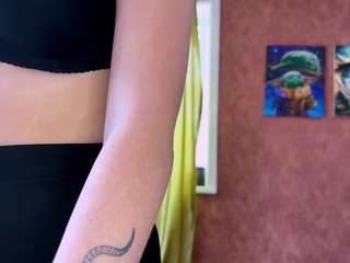 LyndsayDazzi live cam preview