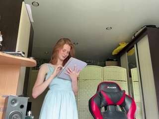 nicollekoth