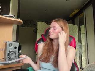 nicollekoth