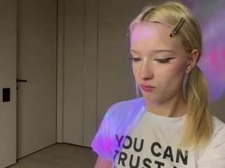 Anny live webcam show