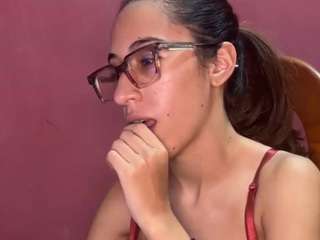 Sweetsophy420 live cam preview