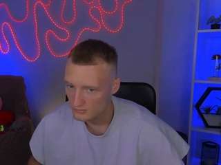alex-mid1 Sex Cam Show