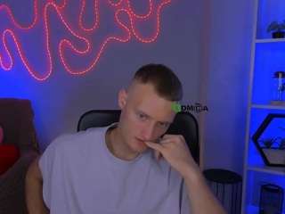 alex-mid1 Sex Cam Show