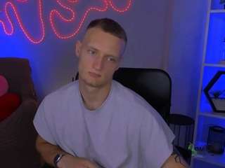 alex-mid1 Sex Cam Show