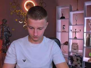 alex-mid1