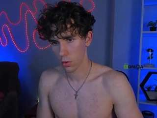 alex-mid1 live cam on CamSoda