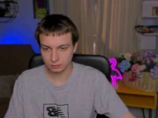 alex-mid1 live webcam show
