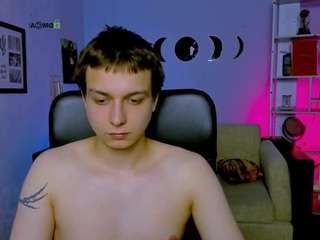 alex-mid1 live webcam show
