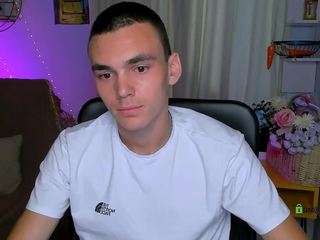 alex-mid1