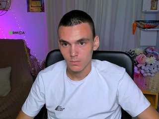 alex-mid1