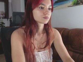 AvaPink live webcam show