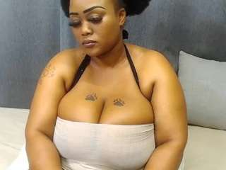 bustymodexx Live Webcam on CamSoda