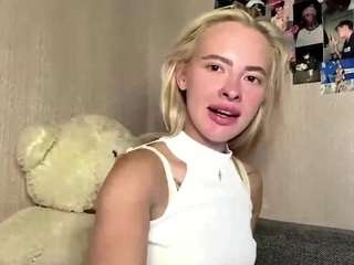 chayamasteller live webcam show