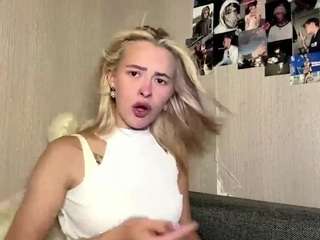 chayamasteller live webcam show