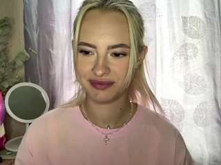 Polly live webcam show