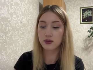 Mia live webcam show