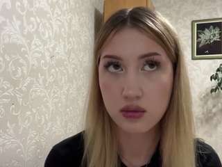 Mia live webcam show