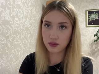 Mia live webcam show