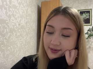 Mia live webcam show