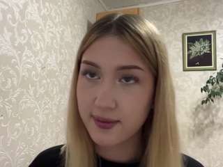 Mia live webcam show