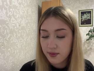 Mia live webcam show