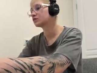 Live cam show with Rachel
