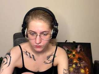 emabraatz live webcam show
