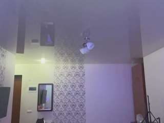 MedaSchur live webcam show