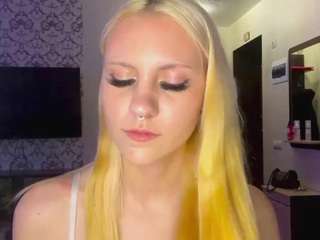 MedaSchur live webcam show