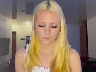 MedaSchur live webcam show