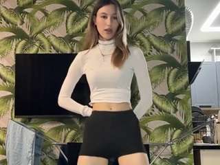 narcisabeazer live webcam show
