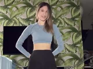 narcisabeazer live webcam show