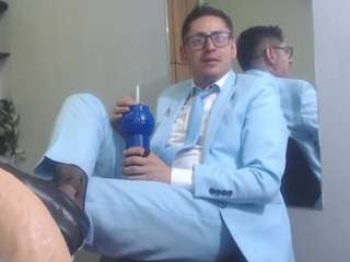 alex-levi