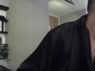 Alex-levi live webcam show