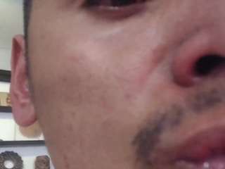 Alex-levi live webcam show