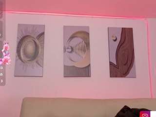 Hilary-Parra live webcam show