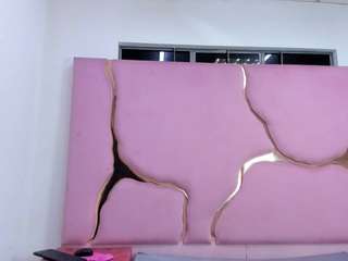 lilyybunnyss2 live webcam show