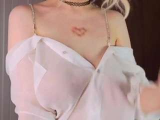 Silknsin777 live webcam show