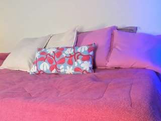 violette-rouse live webcam show